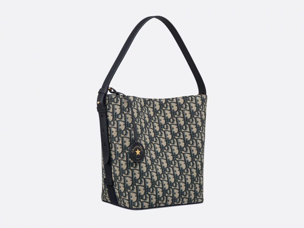 ディオール　Diorstar バケットバッグ スモール
ディオール オブリーク ジャカード